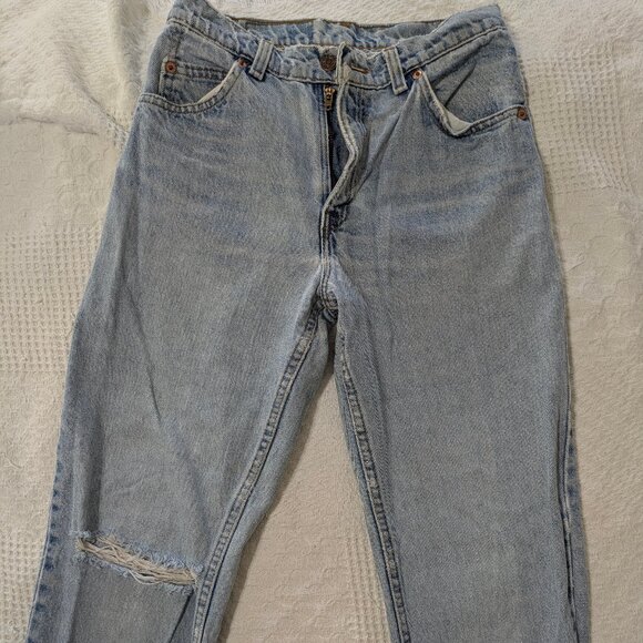 TWO PAIR Levis Sizes 27x30 and 5 Short - Picture 4 of 5